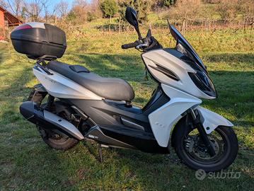Kymco K-XCT 300i