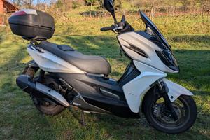 Kymco K-XCT 300i