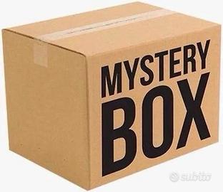 Mystery box di vestiti firmati - 5kg