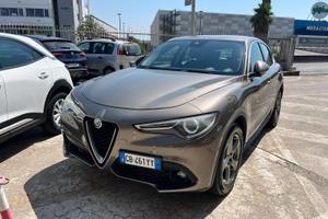 ALFA ROMEO STELVIO 2.2D 180CV SUPER GANCIO TRAINO