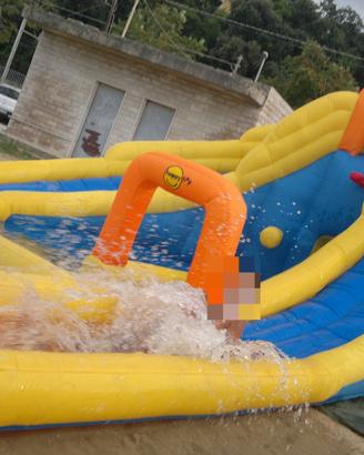 gonfiabile acquatico