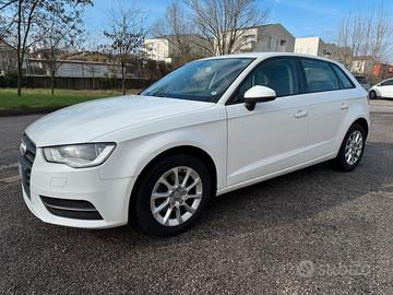 Audi a3 1.6 tdi stronic