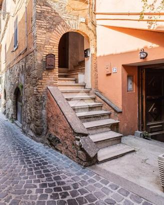 2 LOCALI A CAMPAGNANO DI ROMA