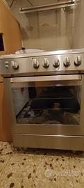 Cucina a gas 4 fuochi inox
