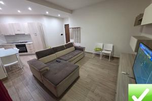 Ristrutturato Arredato Pressi Ponte Sant'Anna