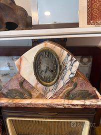 Orologio in marmo