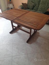 Tavolo da giardino più 2 sedie