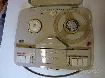 Registratore a nastro stereo 4 piste