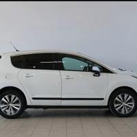 auto 3008 1⁰ serie