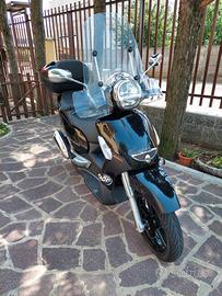 Aprilia Scarabeo 300s