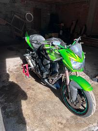 Kawasaki z750 r