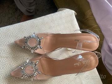 Scarpe con tacco alto da donna color nude