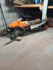 motoslitta Articat 800