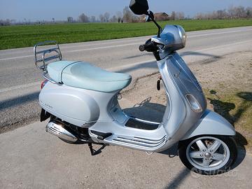 Vespa 125 lx 
