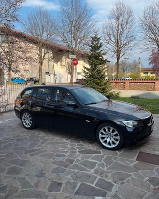 BMW 320d Touring