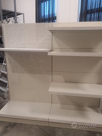 Scaffale come nuovo con altri ripiani compresi