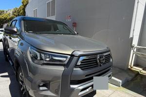 Toyote hilux invincible 2.8 204cv 44000 km