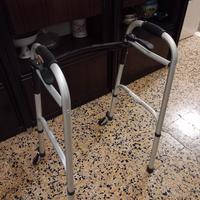 Deambulatore per anziani