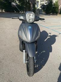Beverly 125 i.e.