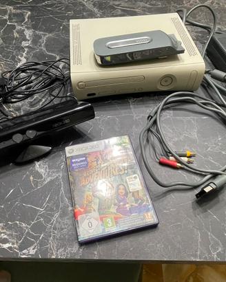 Xbox360 + Sensore Kinect, + Alimentatore e Cavi