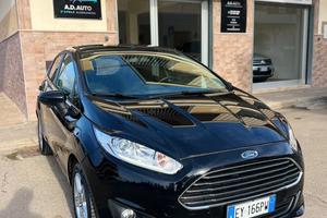 Ford Fiesta 1.5 TDCi 75CV 5 porte Black & White Ed