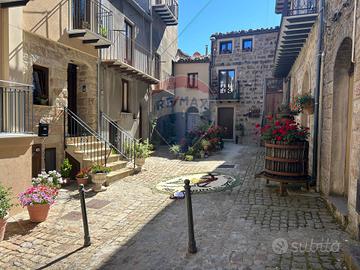 Casa Indipendente - Geraci Siculo