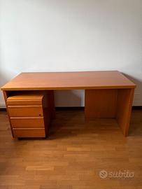 Scrivania legno tropicale con cassettiera