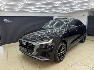 Audi Q8 50 TDI 286 CV 3x S-LINE ITA UFF STRA FULL