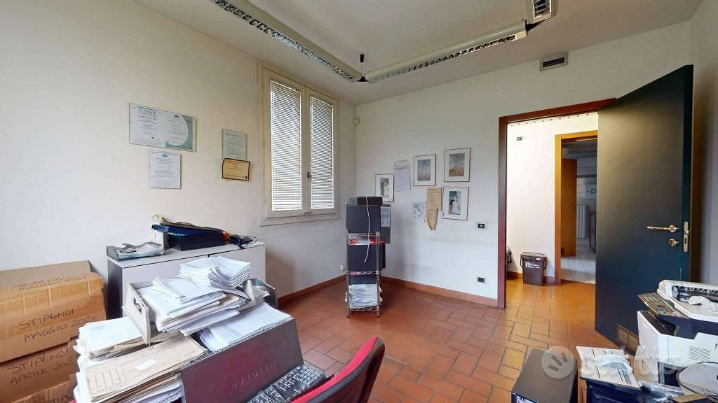 Immobile di 1000 m² a Bologna - Altro