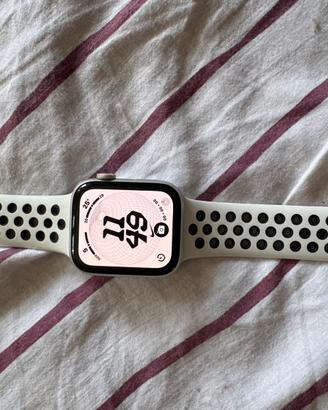 APPLE WATCH SE