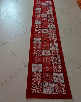Tappeto bianco e rosso 280x55 cm