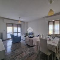 4 LOCALI A CASTELLALTO