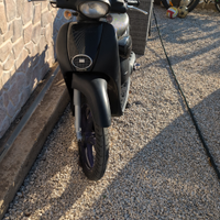 Scarabeo 50 nero