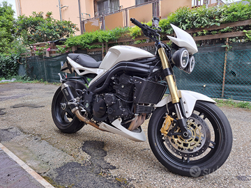 Triumph speed triple 1050 2006