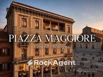Casa indipendente di 350 m² con più di 5 locali a 
