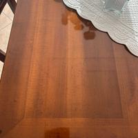 tavolo le Fablier con sedie