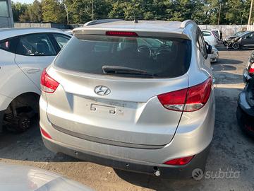 POSTERIORE COMPLETO HYUNDAI TUCSON 2015