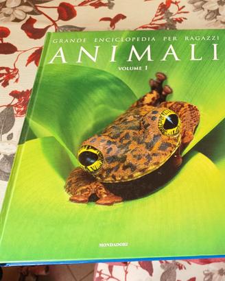 I volume enciclopedia per ragazzi "animali"