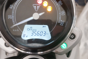 Triumph Street twin 900 2018