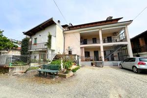 CASA SEMINDIPENDENTE A CASTELLAMONTE