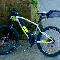 Bici elettrica Rockrider st 520