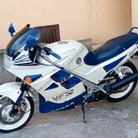 Honda VFR 750 - 1989