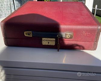 Macchina da scrivere Olivetti