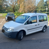 Wolsvagen caddy autocarro 5 posti a sedere