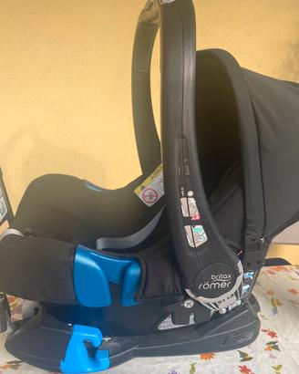 Ovetto britax  romer + base isofix