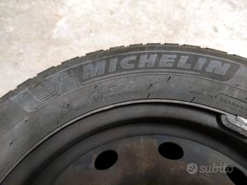 Set 4 pneumatici con cerchioni  invernali 185/65 