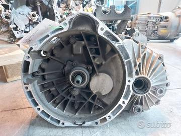 Cambio manuale Mercedes Classe B 1.5 benzina del 2