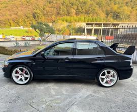 Mitsubishi Lancer 2.0 4p. 4WD Evo VIII