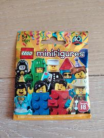 minifigura Lego poliziotto serie 18