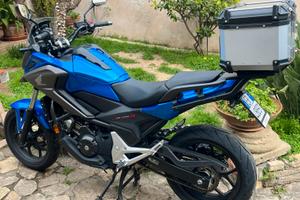 Honda NC750X 2019 DCT ABS